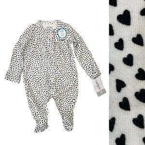 NWT carter’s Long Sleeve Footed Heart Bodysuit nb
